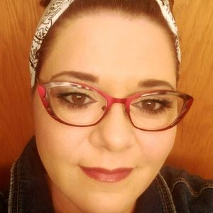 Meet your Posher, Robyn